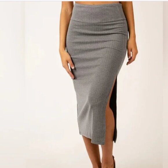 Joyfolie Mia Joy Whitney Gray Midi Skirt Stretch Knit Small NWT - Picture 4 of 8